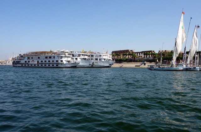 Cruise Ships River Nil Photo: Jerzy Sawluk / pixelio.de