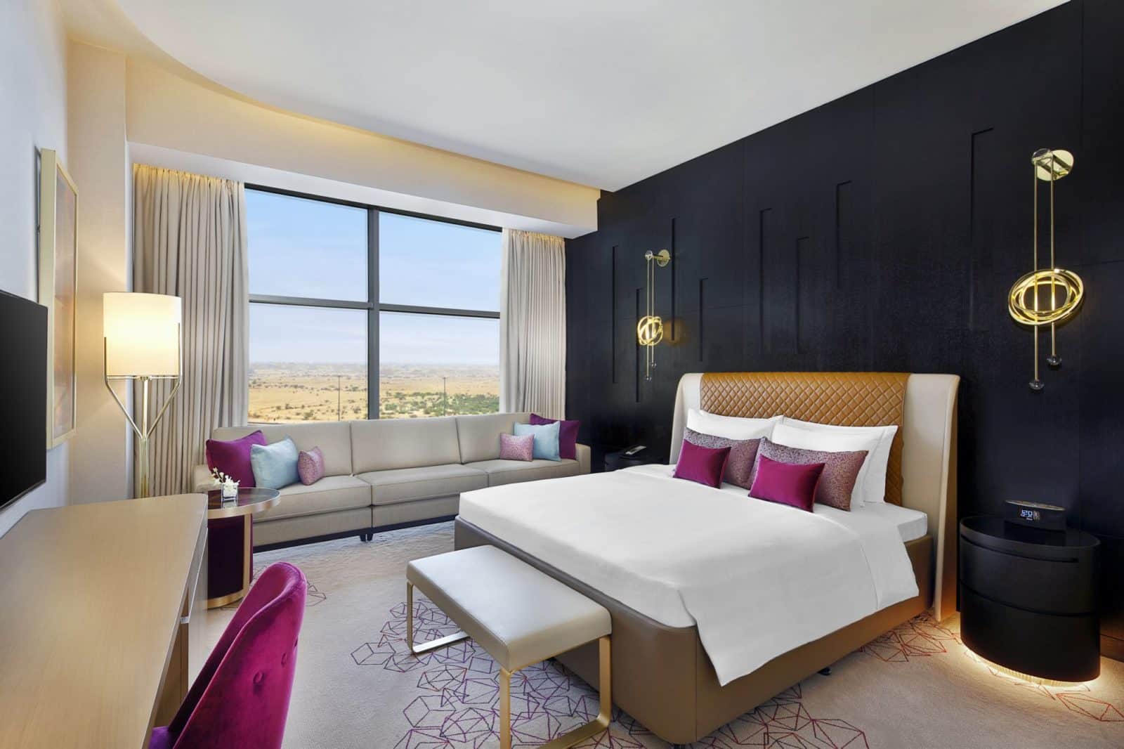 AlRayyan Hotel Doha, Curio Collection by Hilton