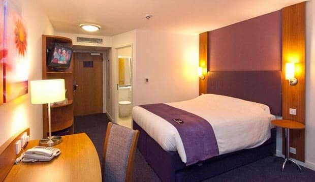 Premier Inn - Zimmer